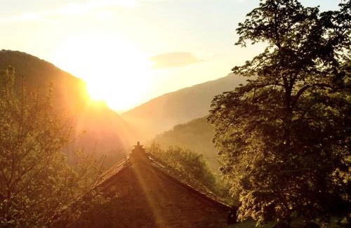 Requista House | Soulié du Tarn avec magnifique vue sur la rivière et la vallée