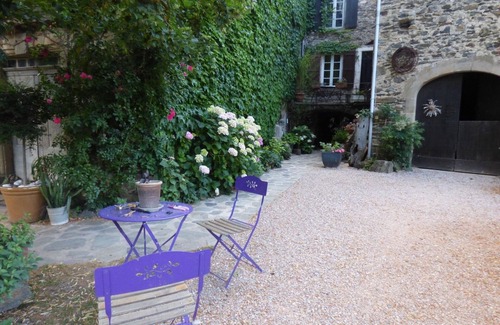 Brusque House | South Aveyron gîte on private riverside, sleeps 6 to 14 people