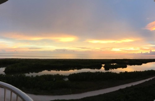 Marco Island Condo | South Seas Tower 4 10th-Floor: Stunning Panoramic South Beach-to-Tigertail Views