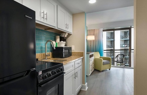 Myrtle Beach Resort | South Side View Two Room Apartment 4th Floor