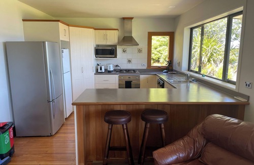Te Anau House | Southland Sanctuary - Te Anau Holiday Home