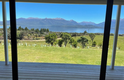 Te Anau House | Southland Sanctuary - Te Anau Holiday Home