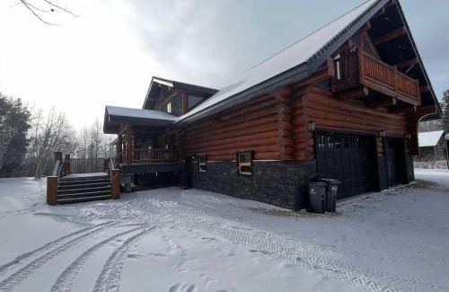 Valemount Villa | Southview Lodge