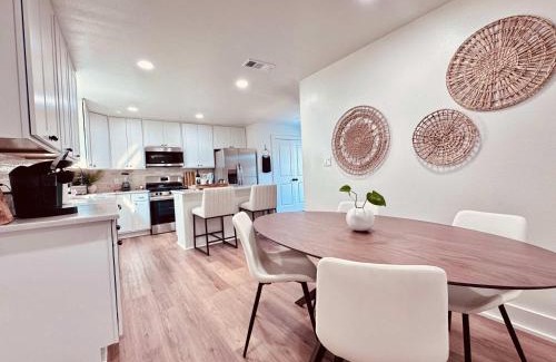 Nederland House | Southwest x Southeast 3BR 2BA