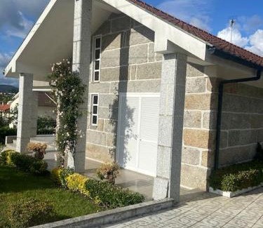 Guimaraes Villa | Souto Guimarães Country House
