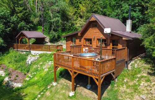 Smizany Cabin | SOVIA WELLNESS CHATA s jacuzzi kaďou a saunou, Čingov