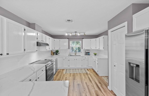 Palm River Estates House | Spa like relaxing vacation house .