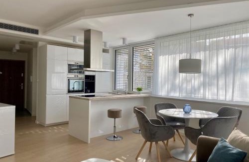 Heviz Apartment | Spa Residence Carbona Apartman 104