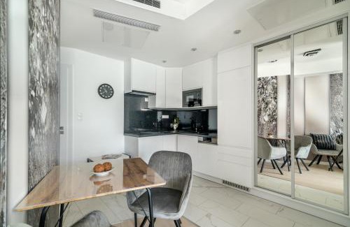 Heviz Apartment | Spa Residence Carbona Hévíz Apartments KAKADU 203 B