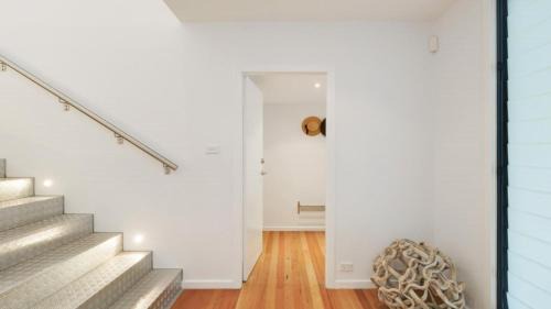 Pretty Beach Central Coast House | 'Space and Serenity at Pretty Beach' by HolidayCo