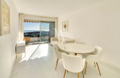 Roquebrune-Cap-Martin Apartment | Spacieux 3 pièces rénové avec terrasse et vue mer entre Monaco et Menton
