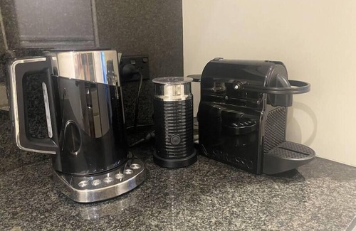 Ultimo Apartment | Spacious 1 bdm apt w/pool, gym & internal parking