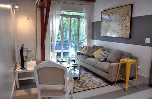 Inman Park Condo | Spacious 1br/2ba Inman Park Loft