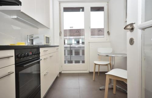 Muhlebach Apartment | Spacious 1BR near Opera and Lake - Mill 5 43