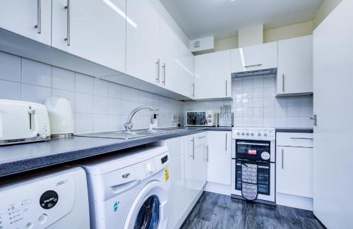 Selhurst Apartment | Spacious 2 Bed Apartment South London