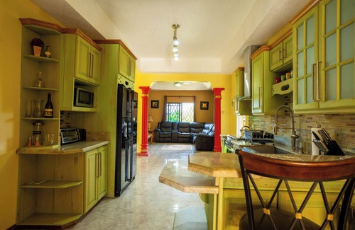 Mandeville Apartment | Spacious 2-bedroom apartment in Mandeville with hot tub ,WiFi and private garage