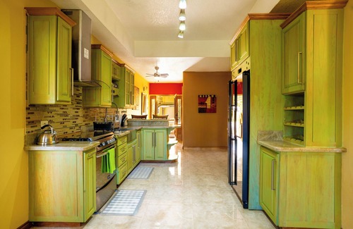 Mandeville Apartment | Spacious 2-bedroom apartment in Mandeville with hot tub ,WiFi and private garage