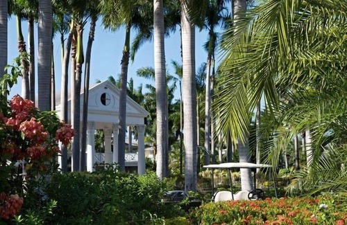 Montego Bay Resort | Spacious 2 bedroom suite, kitchenette, large private balcony,ocean views