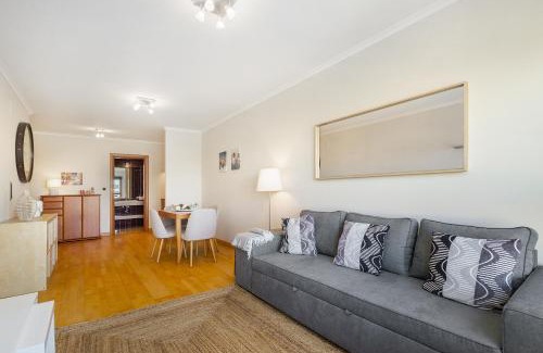 Marvila Apartment | Spacious 2BR apartment with free parking in Lisbon by Soulplaces