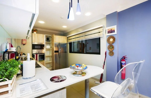 Dzorwulu Apartment | Spacious 2BR Penthouse Apt close to Airport with pool & gym