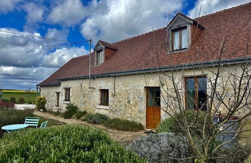 Noyant-Villages Cottage | Spacious 3 bed gite perfect to explore all the attractions of the Loire Valley