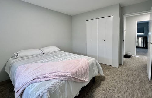 Prince Rupert House | Spacious 3 bedroom/2 baths s/s duplex, newly renovated, new furniture! 🏠🛌🛀☕️