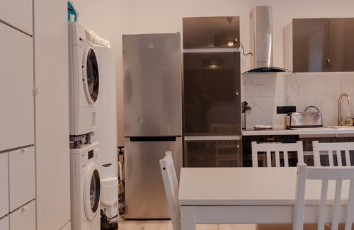 Vignerons Apartment | Spacious 3-bedroom apartment with AC and WiFi in charming Vincennes