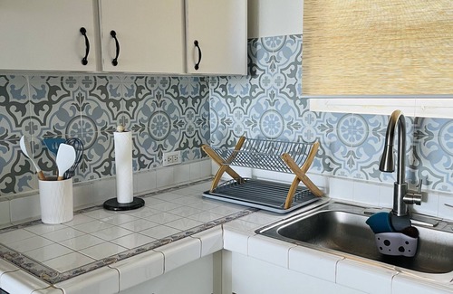 Ceiba Apartment | Spacious 3 bedroom apartment with sea view short drive to ferry station.
