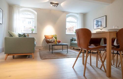 Barmbek-Sued Apartment | Spacious 3-bedroom apartment near Eilbekpark