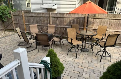 The Port House | Spacious 3-bedroom house with WiFi, AC in Cambridge- walk to Harvard/MIT+parking