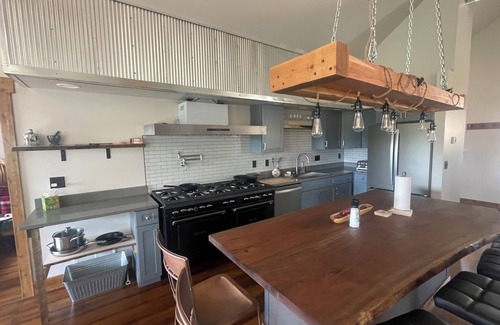 Lead Cabin | Spacious, 3 bedroom private cabin on 6 acres. Near Mickelson trail & Deadwood