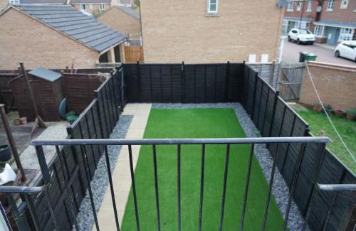 Peterborough House | Spacious 4 Bedroom, 3 Bath House by Jesswood Properties Contractors, Business and Leisure with Free Parking and WIFI