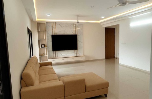 Agara Apartment | Spacious 4-bedroom apartment in brilliant Bengaluru with AC, fitness room