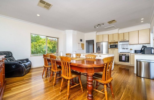 Fadden Apartment | Spacious 4BR Comfort in Fadden
