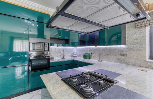 Attard Villa | Spacious 4BR Villa with Private pool, parking & BBQ by 360 Estates