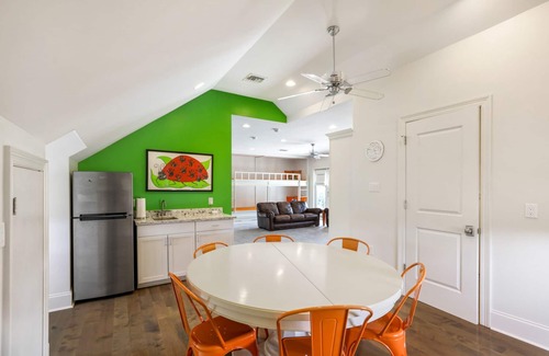 Marlyville - Fontainebleau House | Spacious 4BR with Pool, Perfect for Big Families