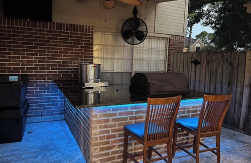 Missouri City House | Spacious! 5-bedroom house with Theater and Game Room in enchanting Missouri City