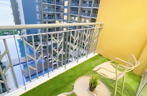Tambo Apartment | Spacious 5-bedroom apartment with terrific Sunset View in Manila Bay near Okada