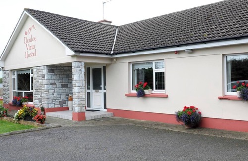 Aghadoe House | Spacious 5-bedroom bungalow in awesome Killarney with WiFi