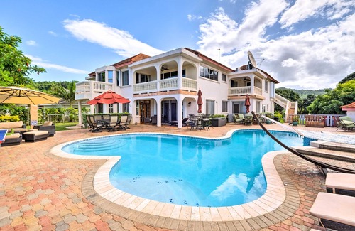 Rio Bueno House | Spacious 5-bedroom house with AC, WiFi in serene St. Ann