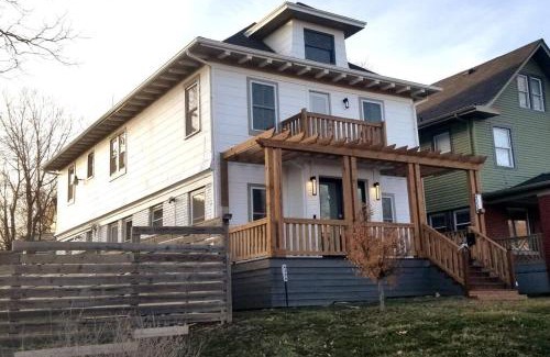 South Hyde Park House | Spacious 5BR/5.5BA Near Plaza & Museum