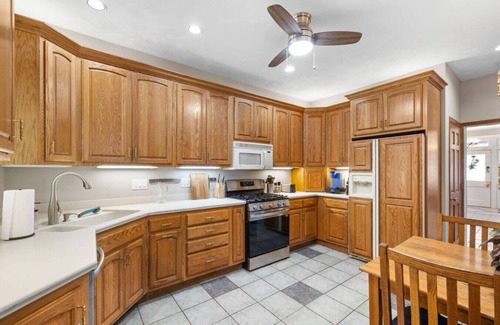 Mount Washington House | Spacious 6BR Home in Mt. Washington