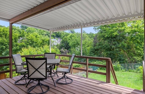 Mount Washington House | Spacious 6BR Home in Mt. Washington
