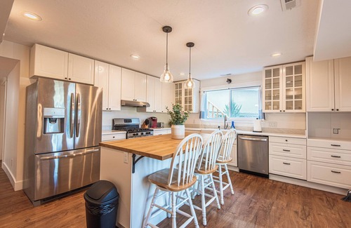 Orem North House | Spacious 6BR Home with Theater & Private Hot Tub