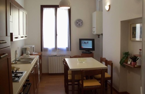 Cannaregio Apartment | Spacious and bright apartment in Campo S.Alvise