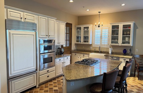 North Scottsdale Villa | Spacious and Charming 2+ bedroom Villa in fabulous Scottsdale gated community!