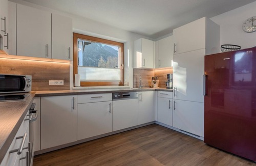 Umhausen Apartment | Spacious apartment for up to 9 people with garden