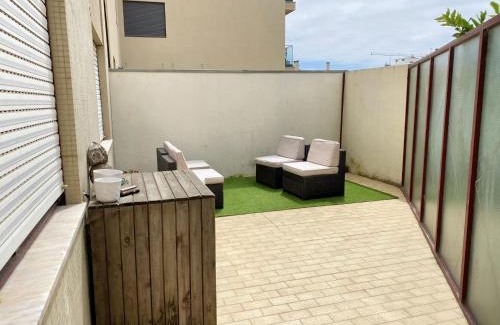 Espinho Apartment | Spacious Apartment in Espinho with Fireplace, 87 sqm