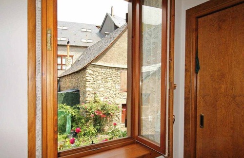 Gessa Apartment | Spacious apartment in the Naut Aran HUTVA04-1222