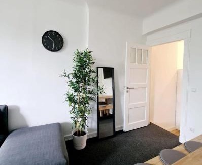 Barmbek-Sued Apartment | Spacious Apt for 9 in great location